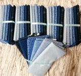 FQ Paket mit SECHS Fat Quartern - Andover Tonal Ditzy Blue Indigo 
